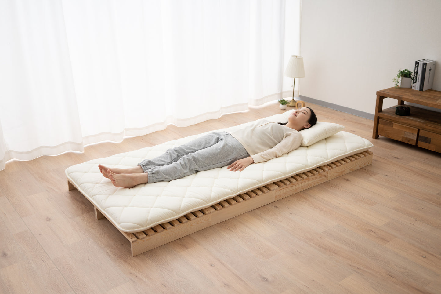 EMOOR Pallet Bed Slats 8 Pieces (Twin) Pine Wood Natural, Japanese Futon Mattress Floor Sleeping Tatami Mat